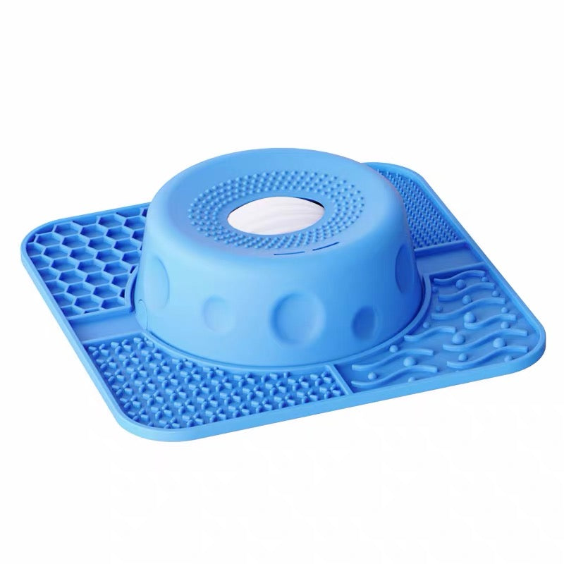 Interactive Silicone Slow Feeder Lick Mat Set in blue